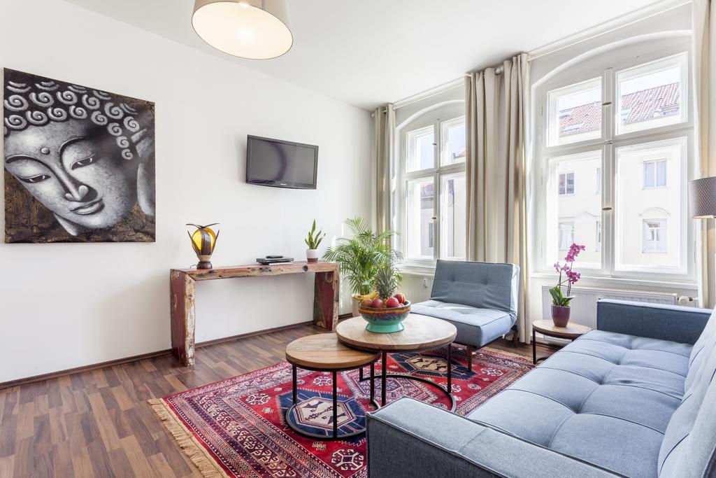 The Rheinsberger - Cosy 2Br One Living Room Up To 6 Берлін Екстер'єр фото